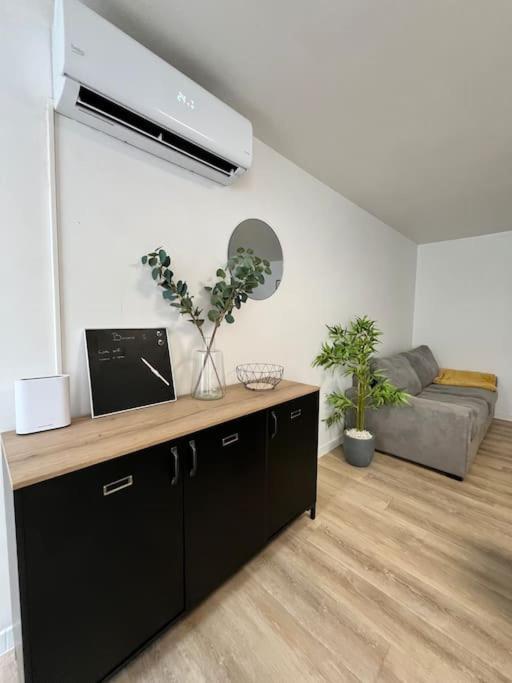 Petite Maison Avec Terrasse لا بين سور إفون المظهر الخارجي الصورة